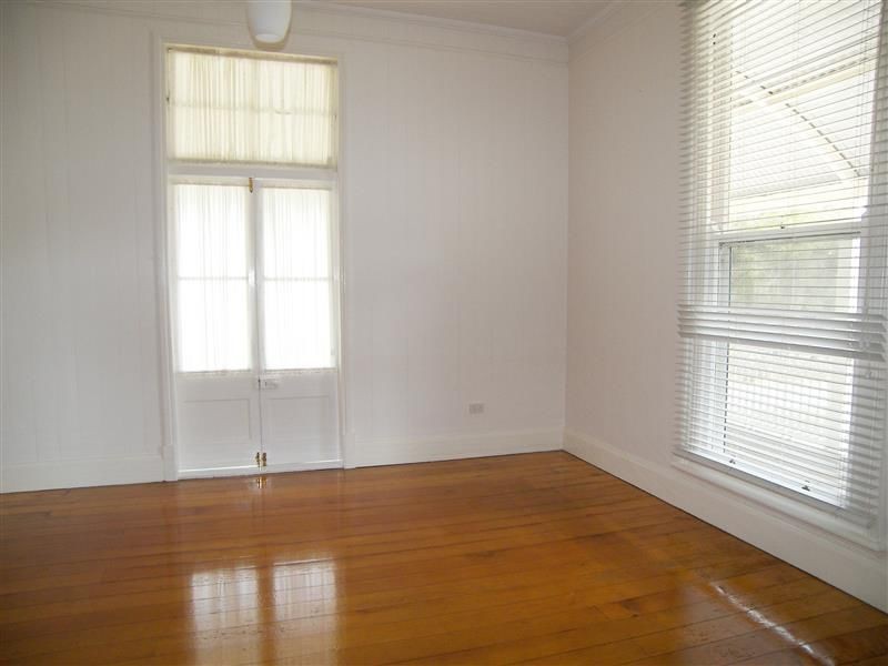 63 Gore Street, Warwick QLD 4370