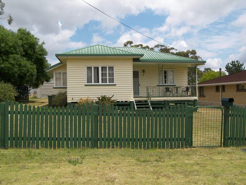 9 Quinn Street, Warwick QLD 4370