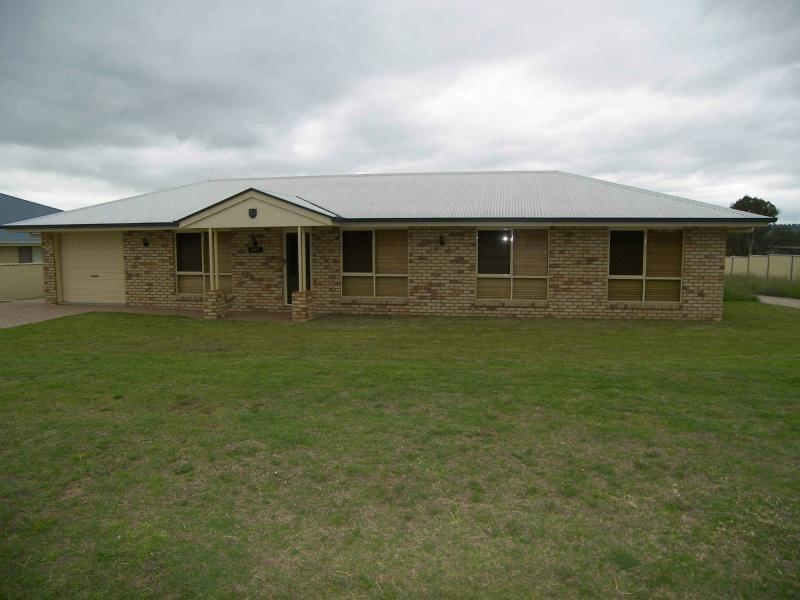 141 OGILVIE Road, Warwick QLD 4370