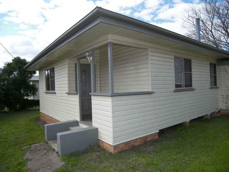 50 Myall Avenue, Warwick QLD 4370