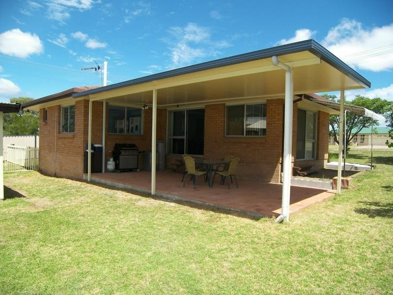 21 Sturt Street, Warwick QLD 4370