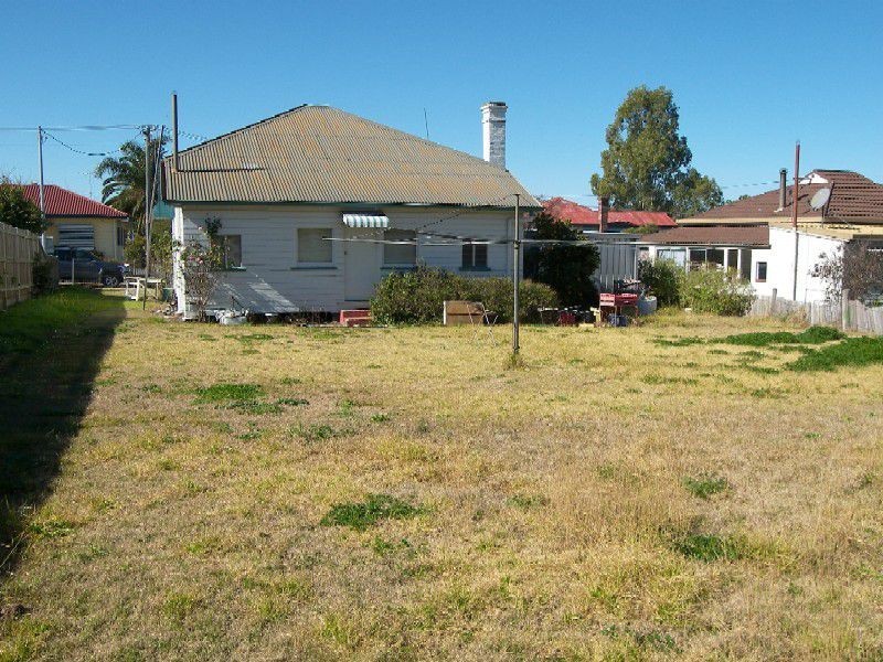 65 Stewart Avenue, Warwick QLD 4370