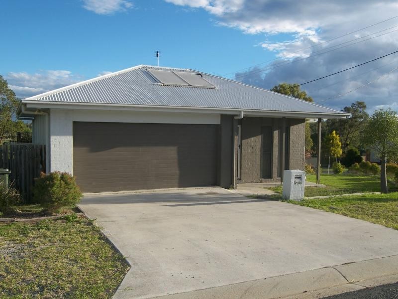 1/140 Dragon Street, Warwick QLD 4370