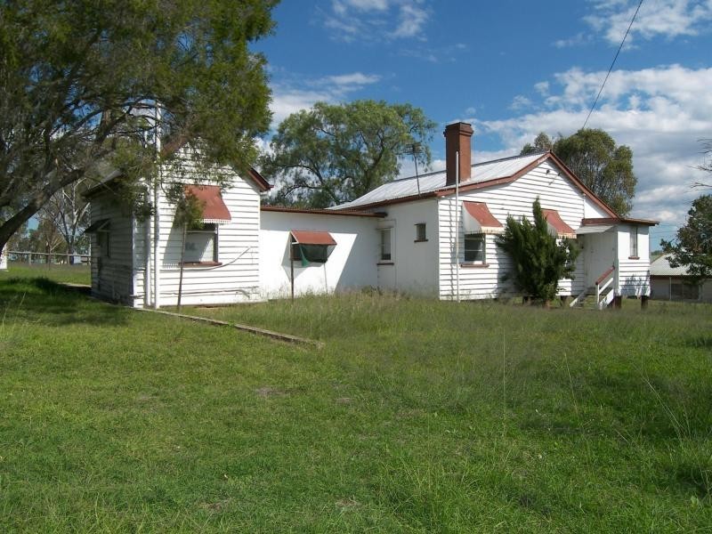 27 Yangan Road, Warwick QLD 4370