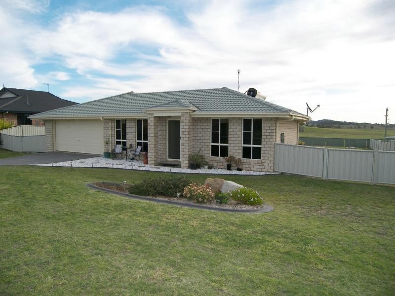 56 Doncaster Drive, Warwick QLD 4370