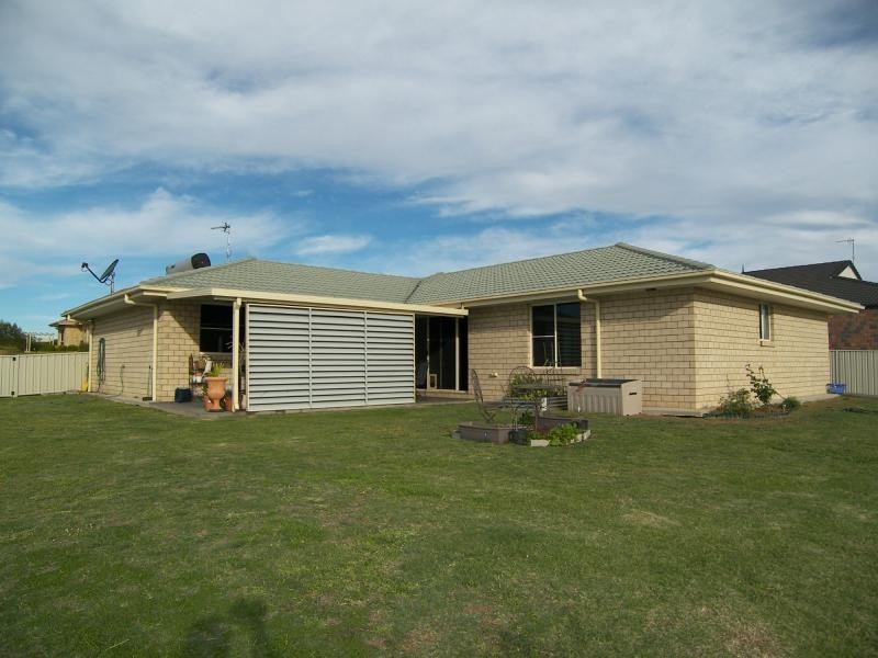 56 Doncaster Drive, Warwick QLD 4370