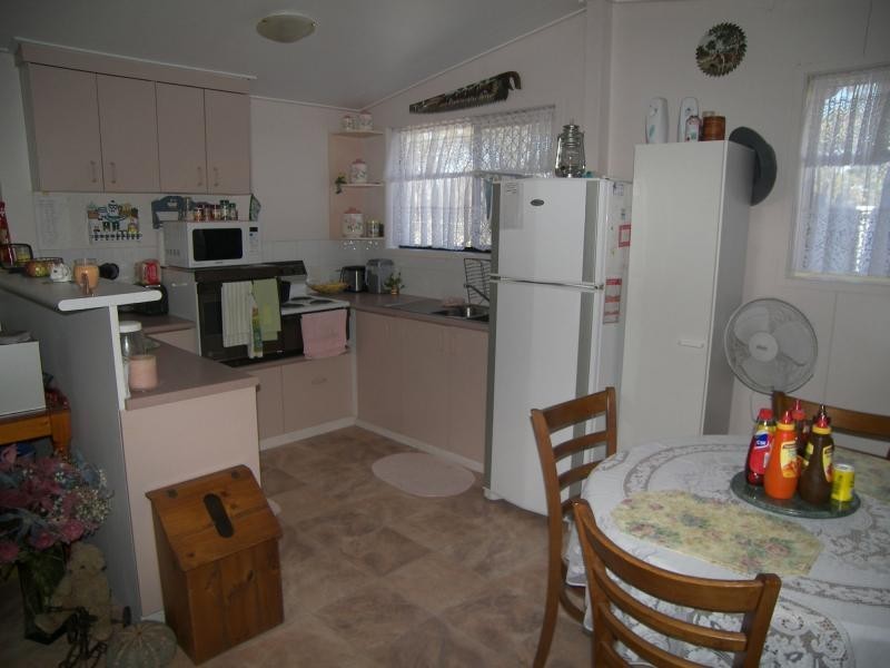 41 Allora Street, Hendon QLD 4362