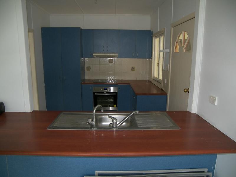 62 Elliott Street, Pratten QLD 4370