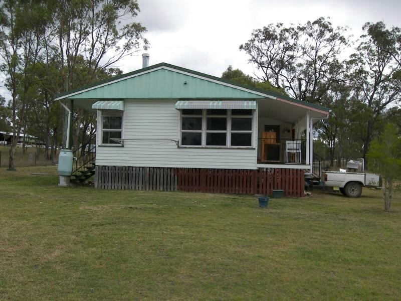 62 Elliott Street, Pratten QLD 4370