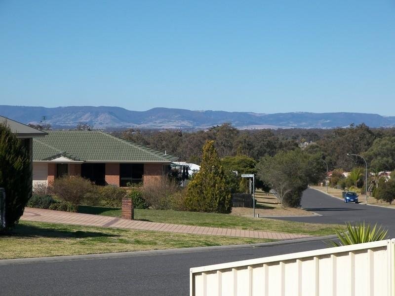 32 Flynn Drive, Warwick QLD 4370