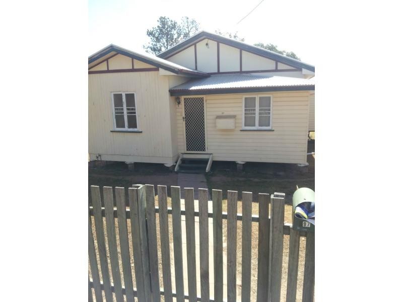 197 Wood Street, Warwick QLD 4370