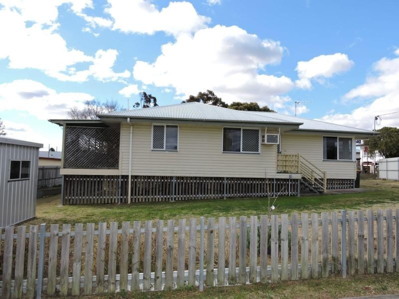 1A Gillam Street, Warwick QLD 4370