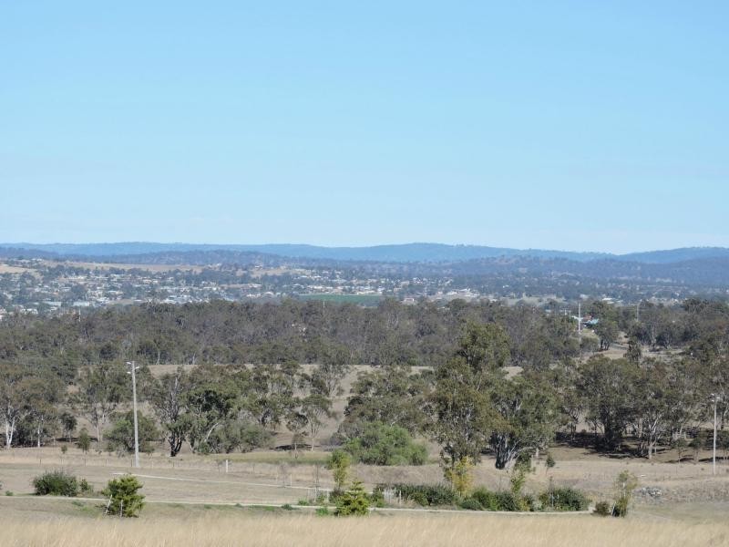 12 Mt Tabor Road, Mount Tabor QLD 4370