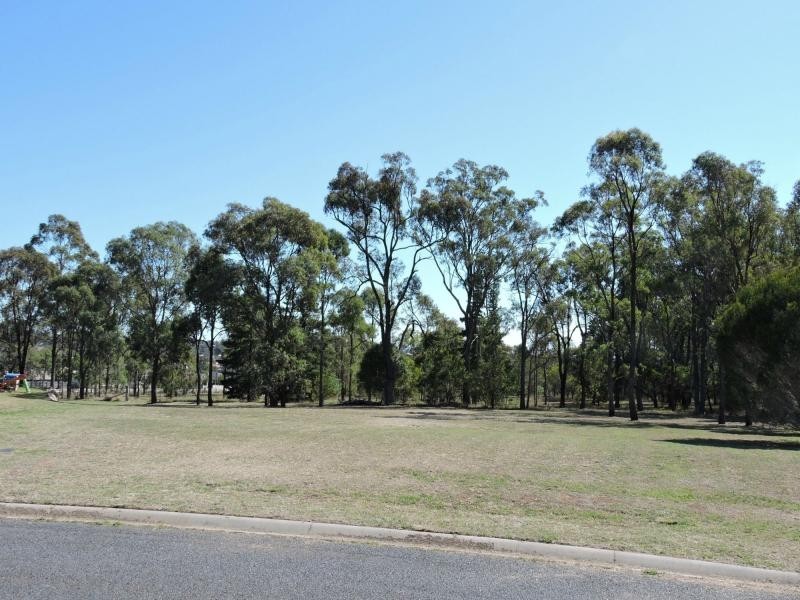 54 Flynn Drive, Warwick QLD 4370
