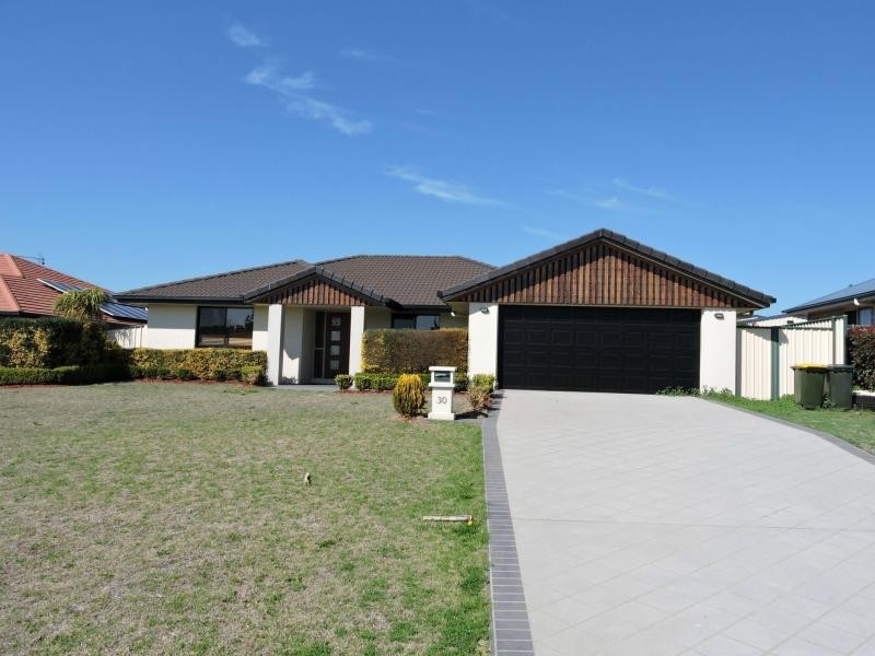 30 Baguley Street, Warwick QLD 4370