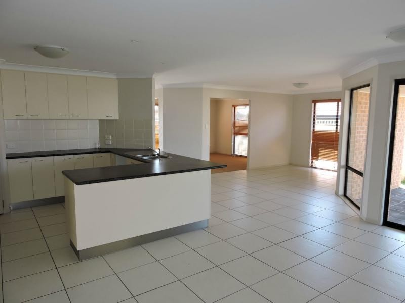 30 Baguley Street, Warwick QLD 4370