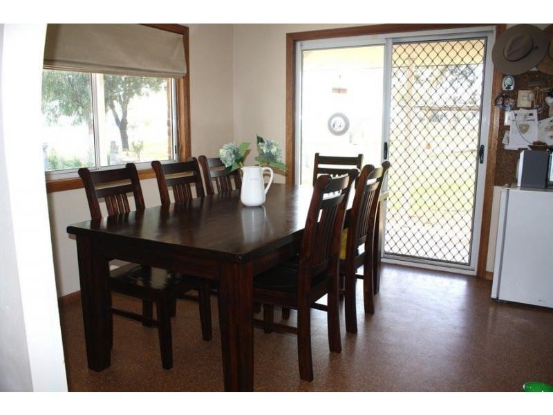 4318 Leyburn Cunningham Road, Wheatvale QLD 4370