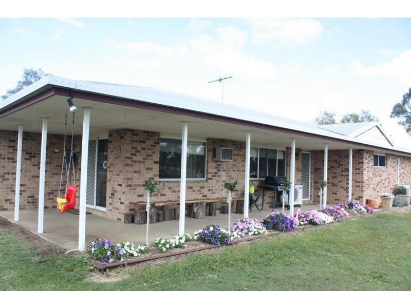 4318 Leyburn Cunningham Road, Wheatvale QLD 4370