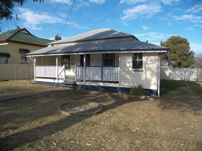 68 Canning Street, Warwick QLD 4370
