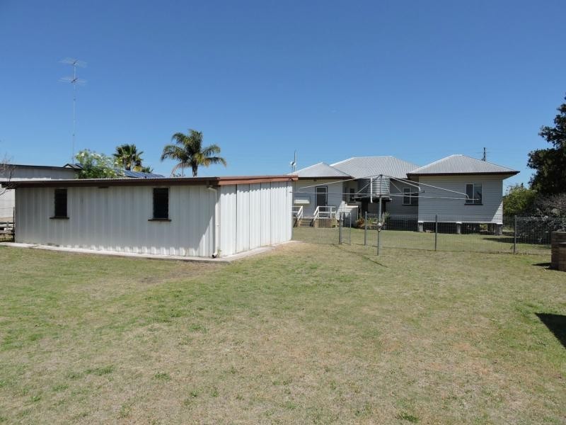 6 Wilga Avenue, Warwick QLD 4370