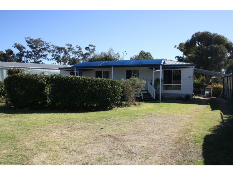 25 Easey St, Warwick QLD 4370