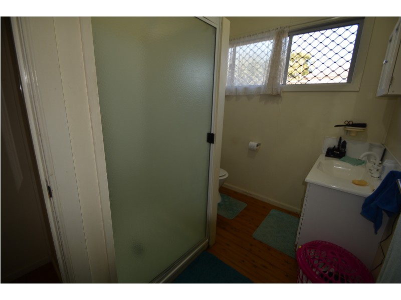 93 Horsman Rd, Warwick QLD 4370