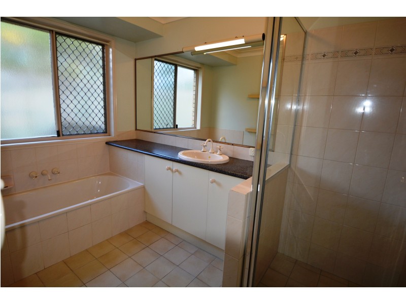 136 Glengallan Rd, Warwick QLD 4370