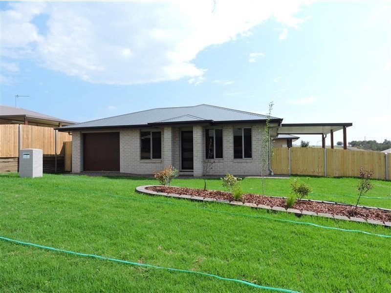 1 Polo Drive, Rosenthal Heights QLD 4370