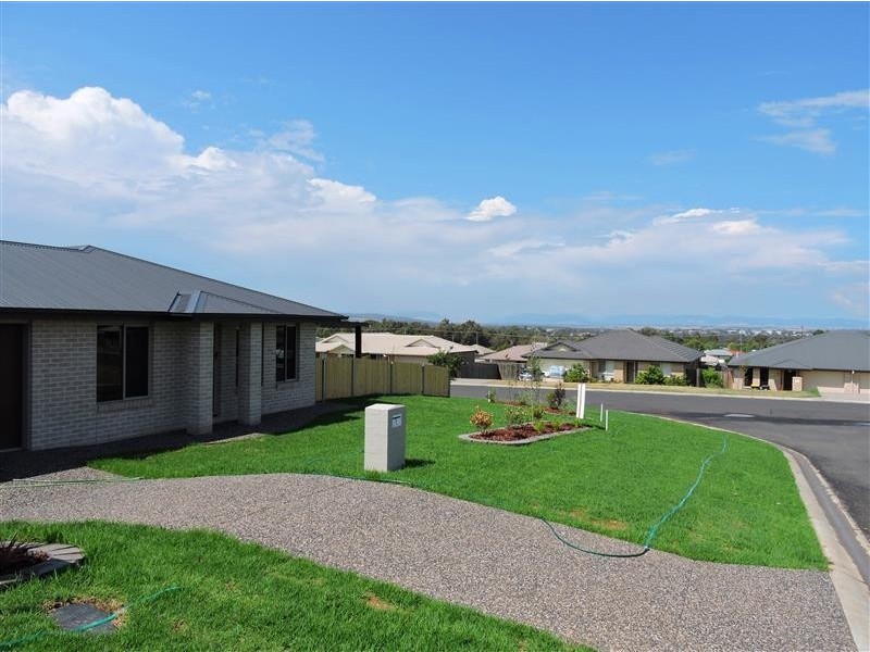 1 Polo Drive, Rosenthal Heights QLD 4370
