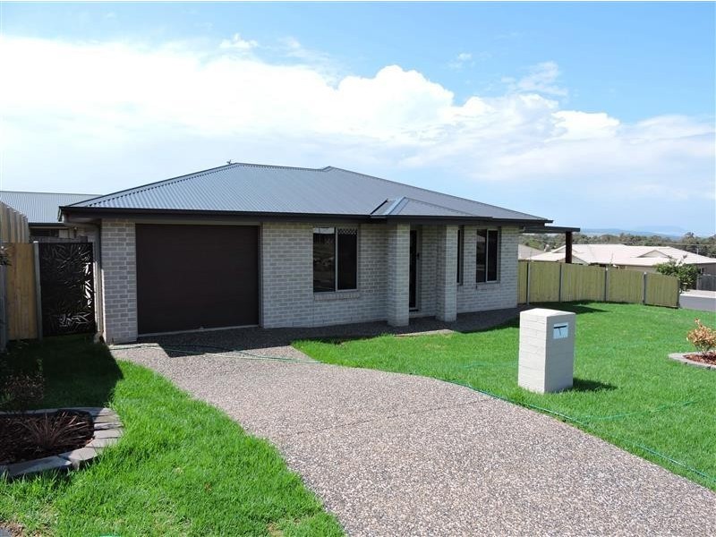 1 Polo Drive, Rosenthal Heights QLD 4370