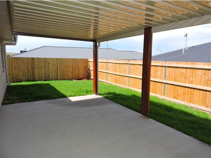 3 Polo Drive, Rosenthal Heights QLD 4370