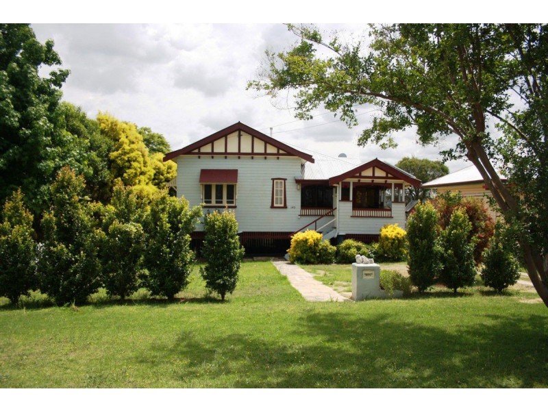 140 Percy Street, Warwick QLD 4370