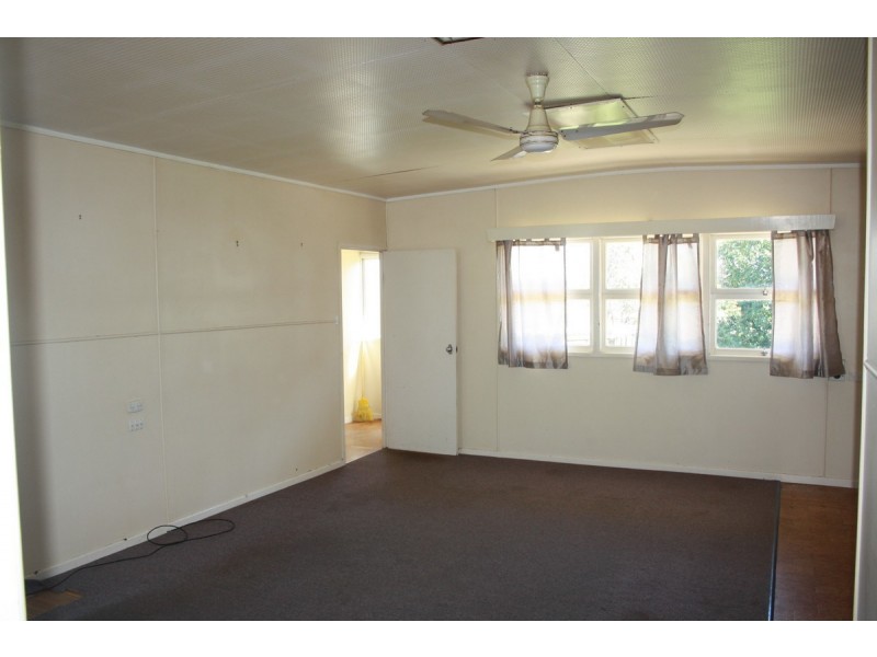 5 Evenden St, Warwick QLD 4370