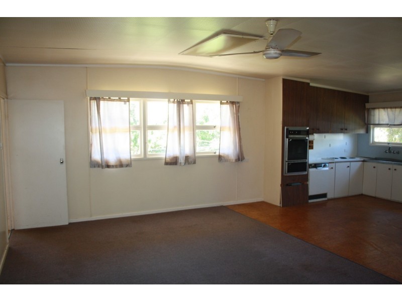 5 Evenden St, Warwick QLD 4370