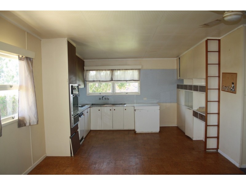 5 Evenden St, Warwick QLD 4370