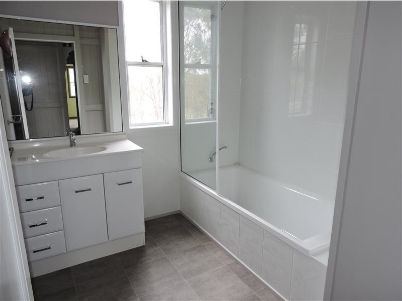 1111 Goomburra Rd, Goomburra QLD 4362