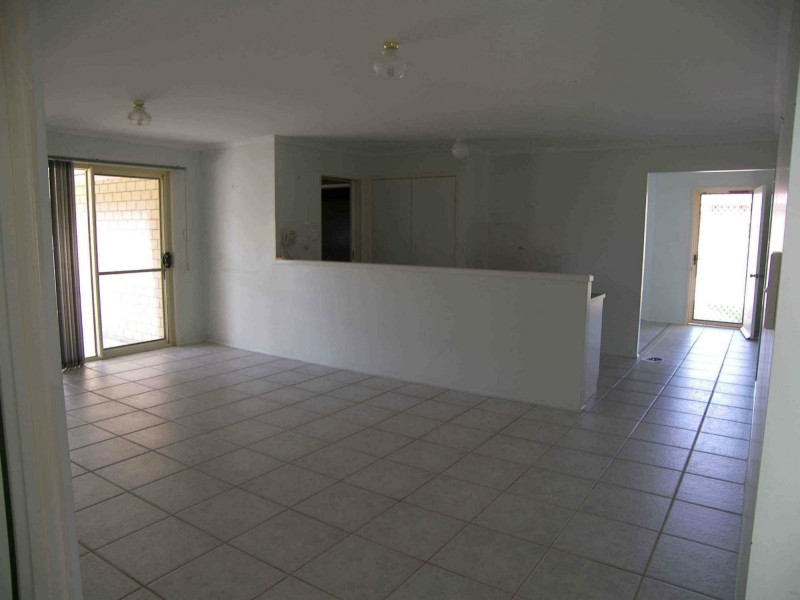 32 Peace Street, Warwick QLD 4370