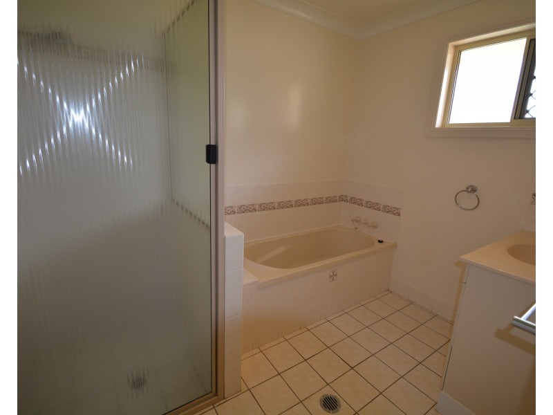 14 Kidman Dr, Warwick QLD 4370
