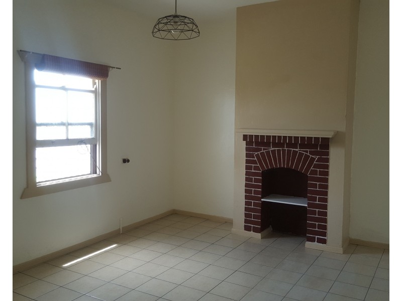 1/57 Guy Street, Warwick QLD 4370