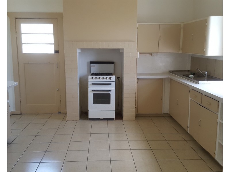 1/57 Guy Street, Warwick QLD 4370