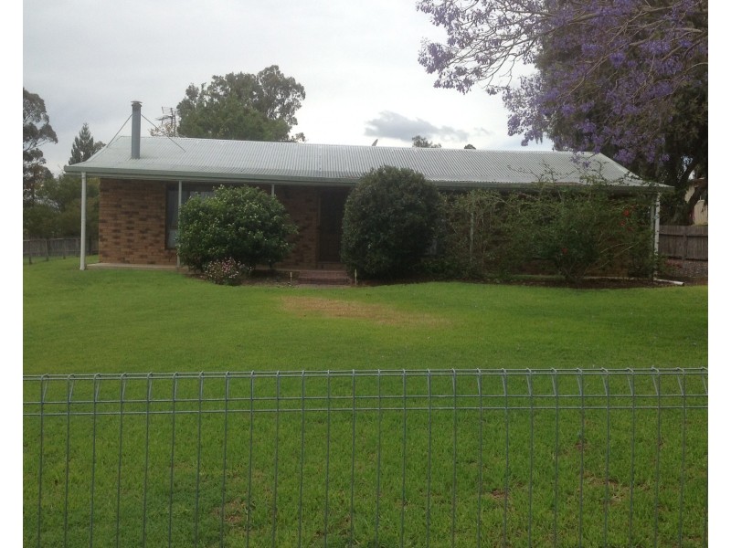 34 Diery Street, Warwick QLD 4370
