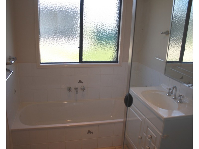 40 Ipomea St, Emu Vale QLD 4371