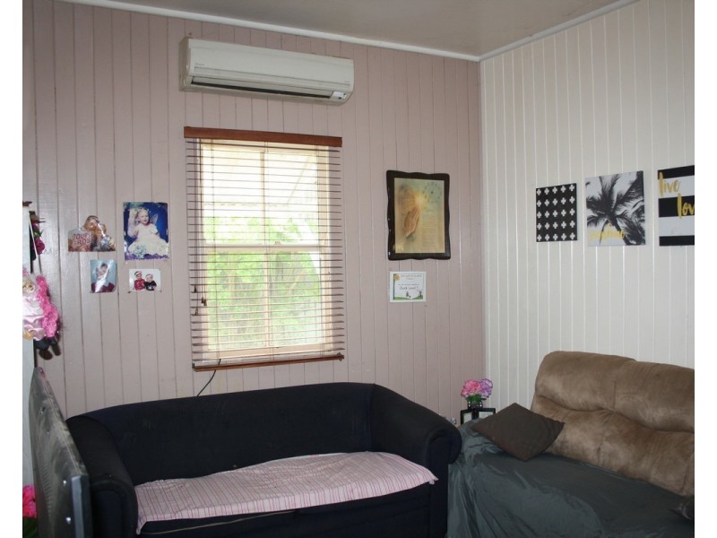 5 Gore St, Warwick QLD 4370