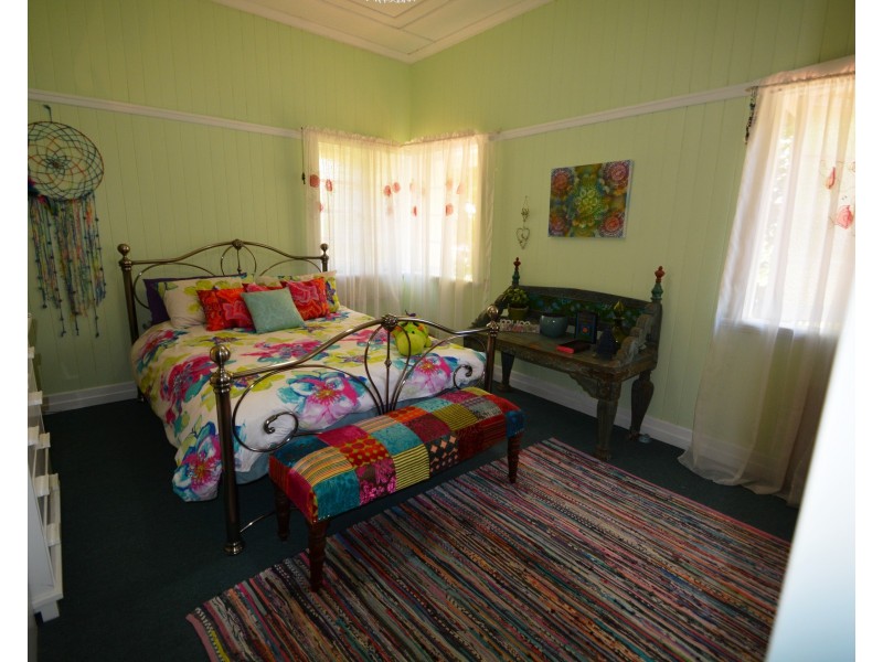 91 Dragon St, Warwick QLD 4370