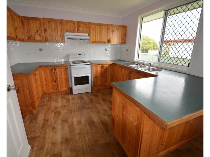 20 Oak Ave, Warwick QLD 4370