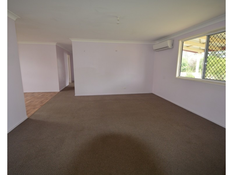 20 Oak Ave, Warwick QLD 4370