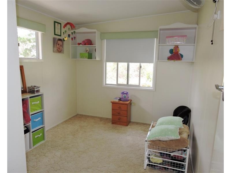 130 Ogilvie Rd, Warwick QLD 4370