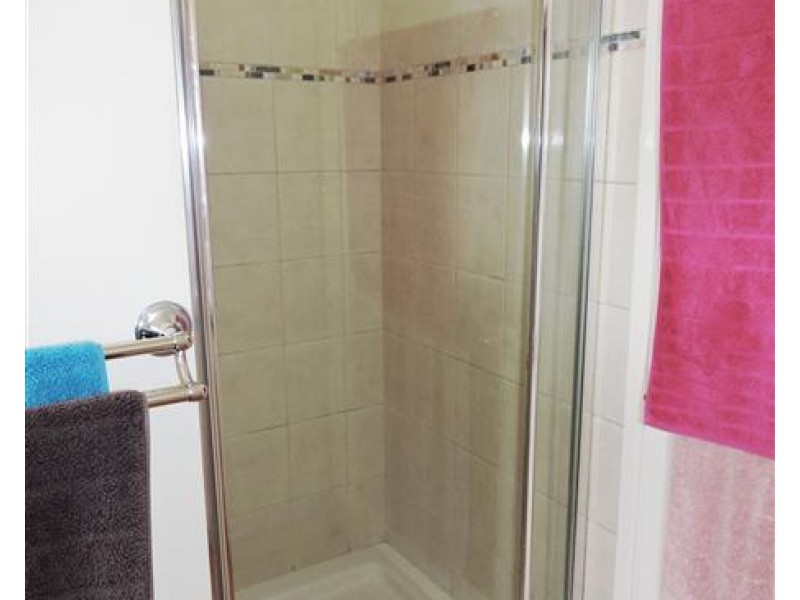 130 Ogilvie Rd, Warwick QLD 4370