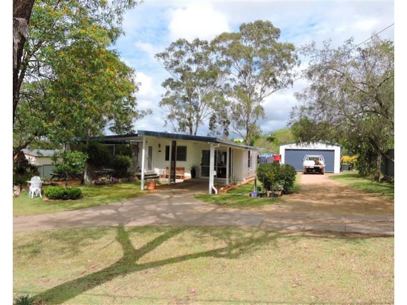 130 Ogilvie Rd, Warwick QLD 4370