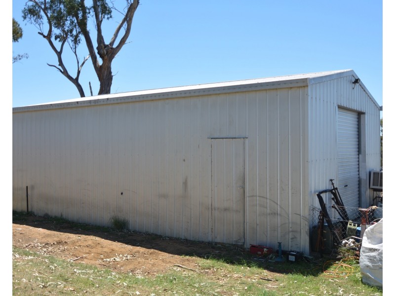 187 Kirklands Rd, Deuchar QLD 4362